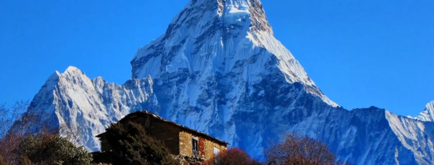 Mount Ama Dablam Panoramic Beautiful View