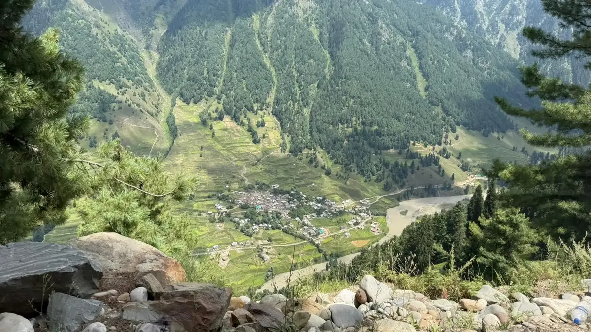 Trek to Sukhnai - Warwan Valley Trek