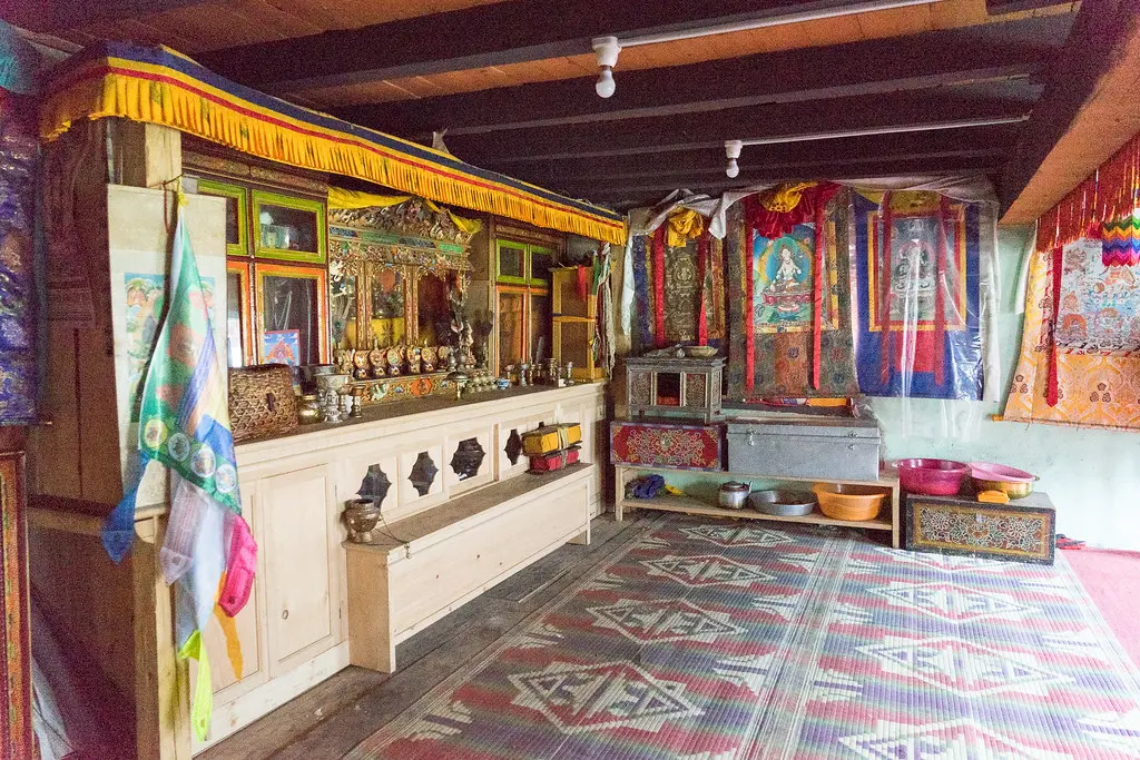 bhutan trekking tour