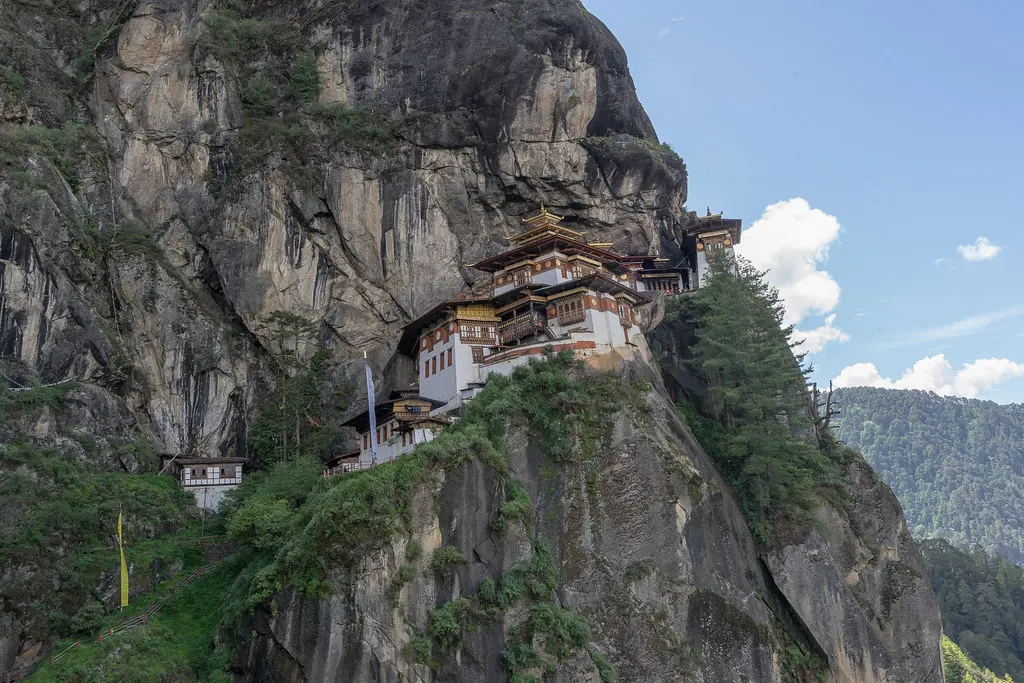 bhutan trekking tour