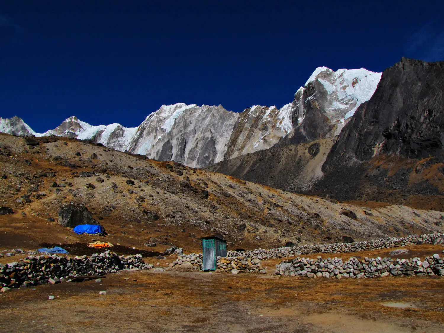 dzongla-everest-base-camp-trek-nepal