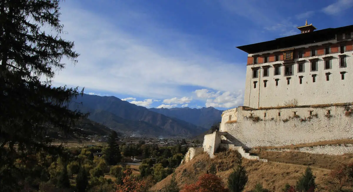 fortress-of-paro-rinpung-explored bhutan