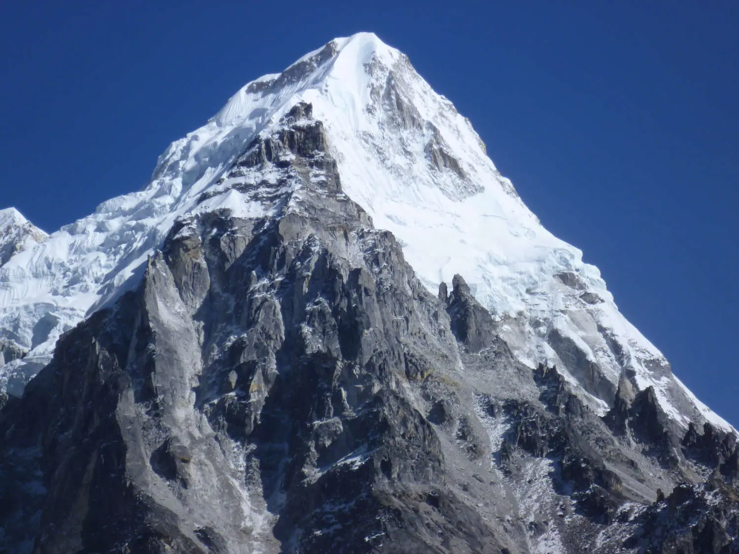 kangchenjunga-rathong-in-close-up