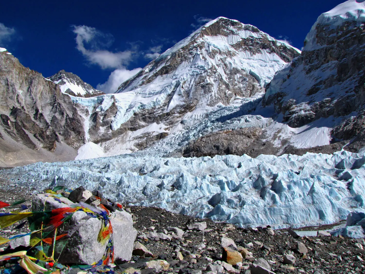 khumbu-icefall-everest-base-camp-everest-base-camp-trek-nepal
