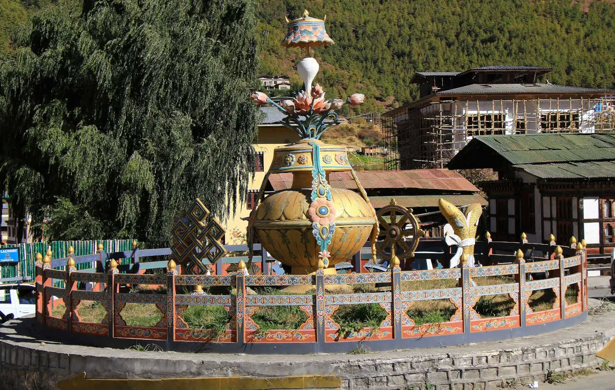 roundabout-at-thimphu-bhutan