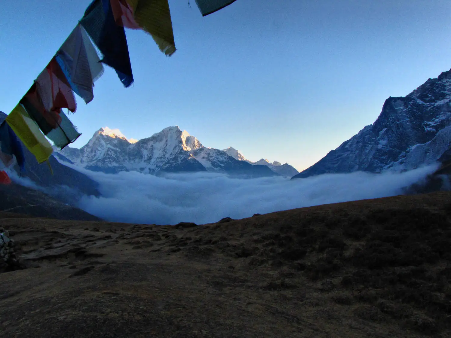 sunset-thamserku-kangtenga-gokyo-trek-nepal
